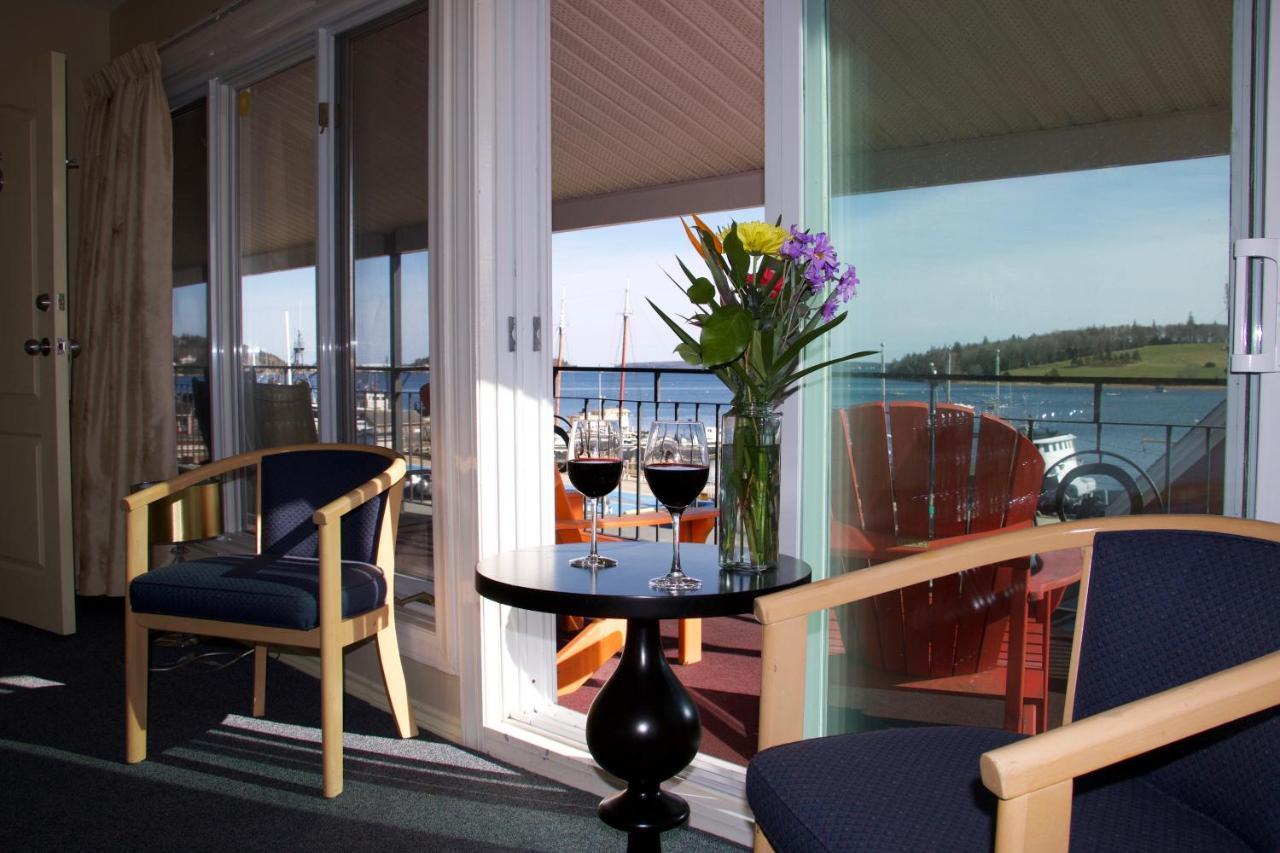 Rum Runner Inn Луненберг Экстерьер фото