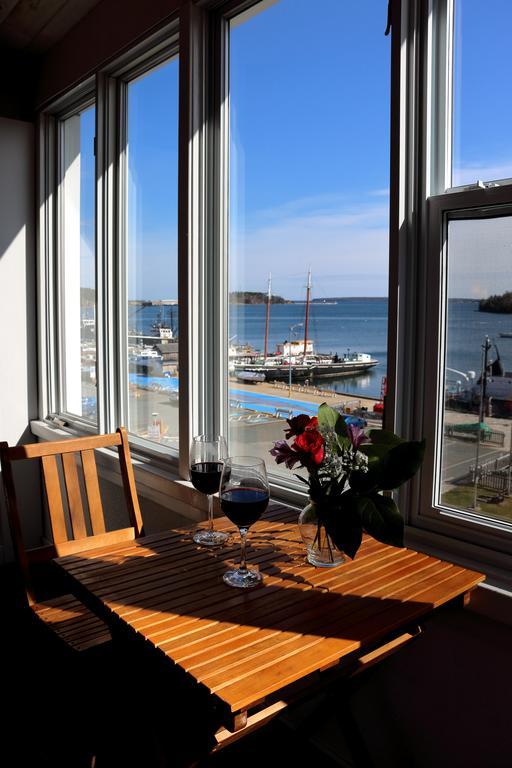 Rum Runner Inn Луненберг Номер фото
